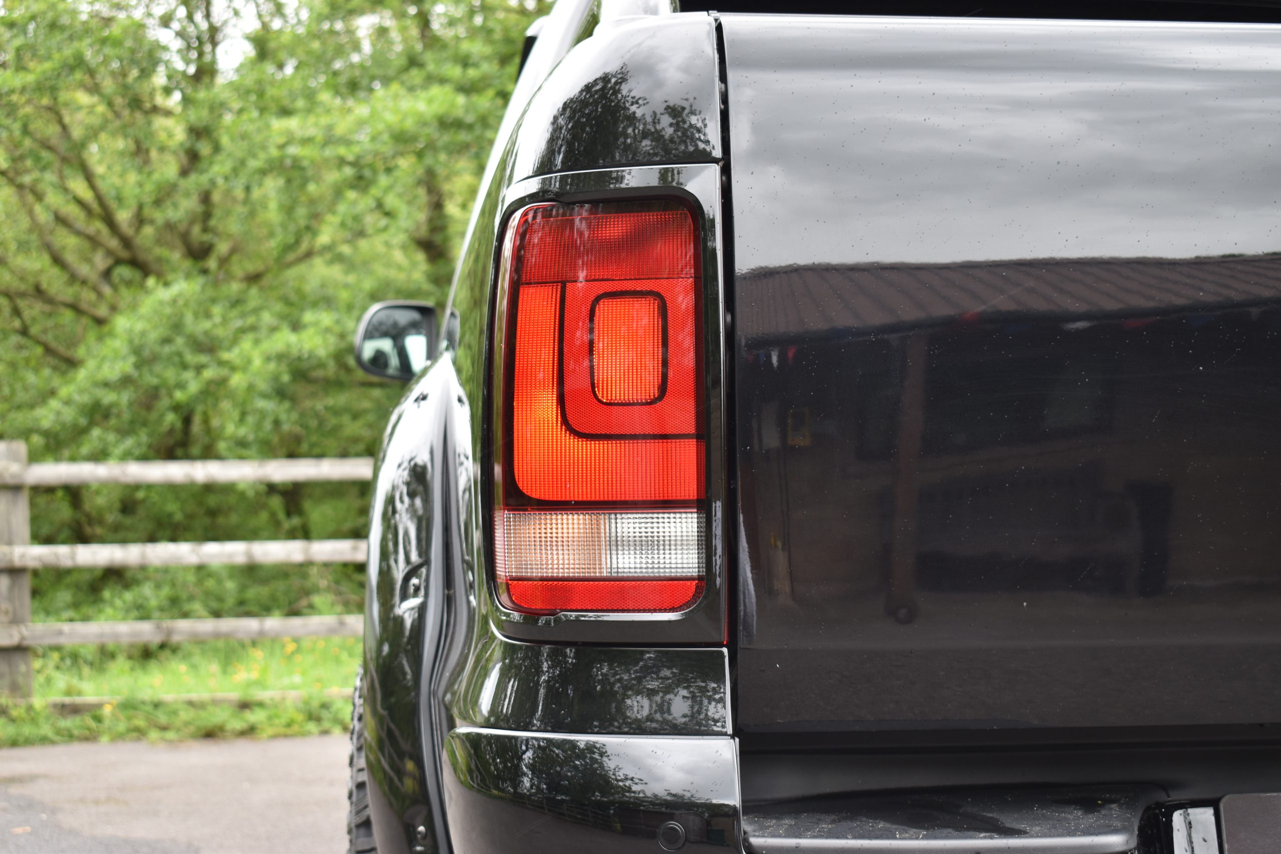 VEA Automotive Volkswagen Amarok Taillight Surrounds - VEA Automotive